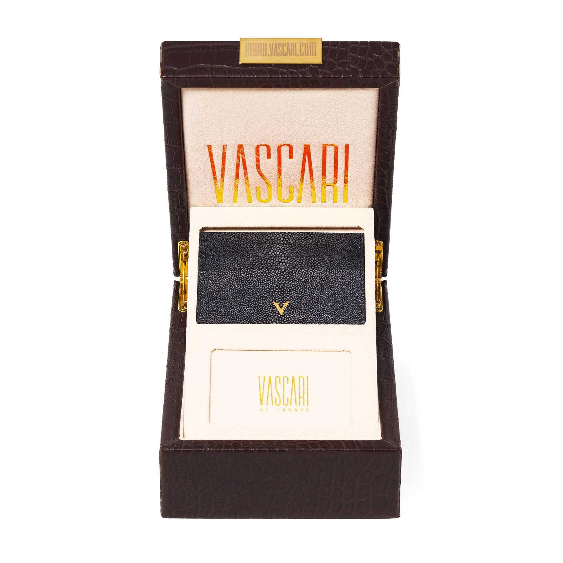 Front Vascari gift box view of the Genuine black stingray Leather Cardholder